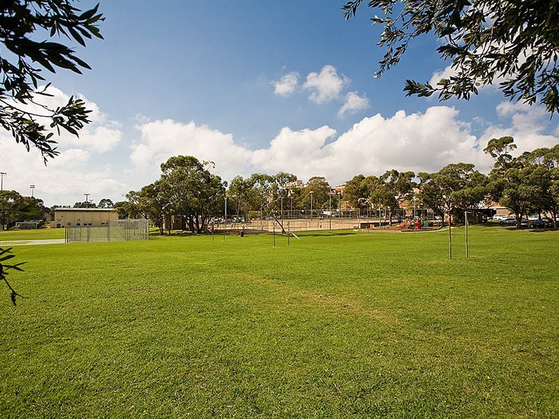 2c/5-29 Wandella Rd, Miranda NSW 2228