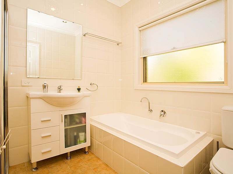 4/5 Wallumatta Rd, Caringbah NSW 2229