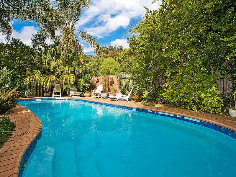 4 Mundakal Ave, Kirrawee NSW 2232