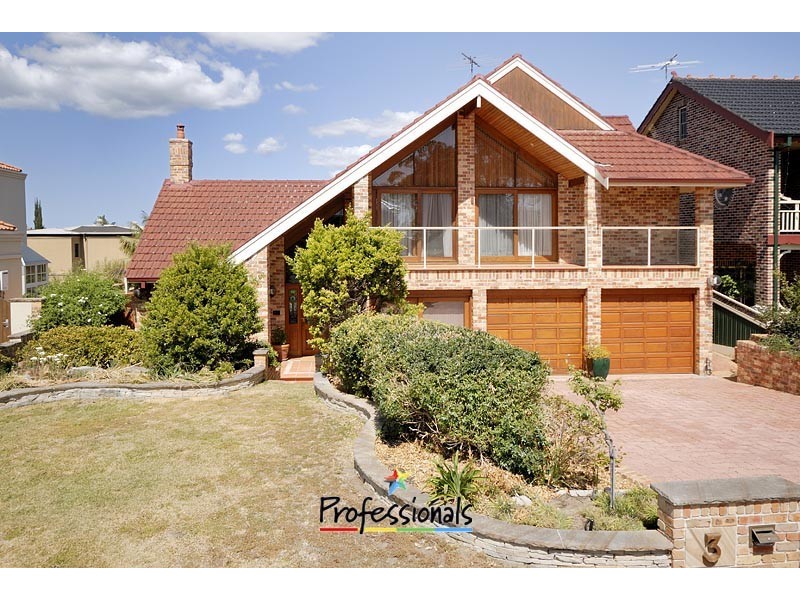 3 Kinsella Street, Illawong NSW 2234