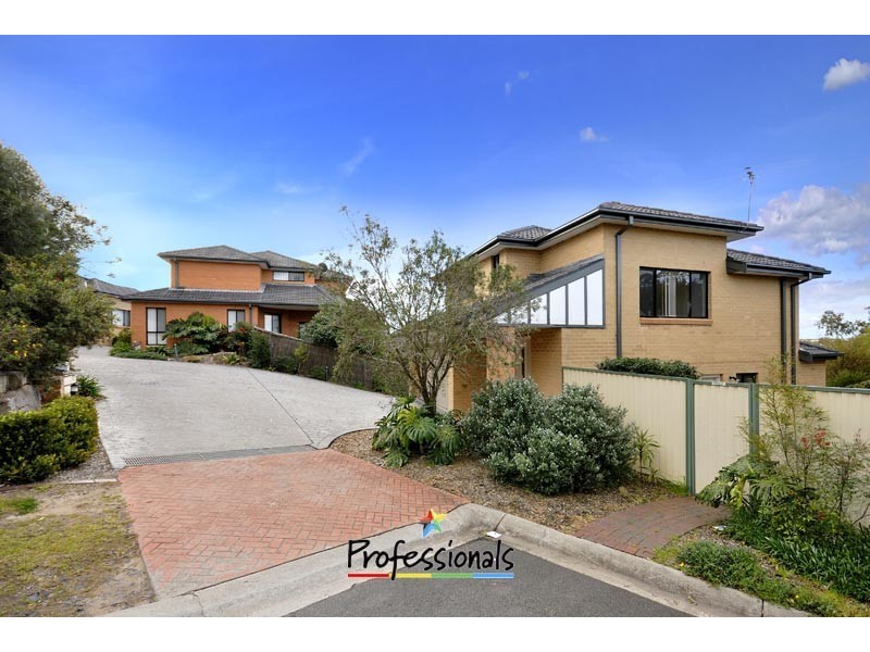 2/6-8 Bataan Close, Illawong NSW 2234