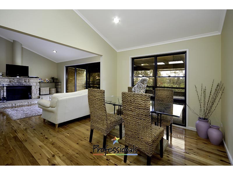 231 Fowler Road, Illawong NSW 2234