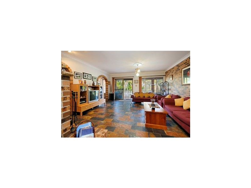 12 Royal Oak Drive, Alfords Point NSW 2234