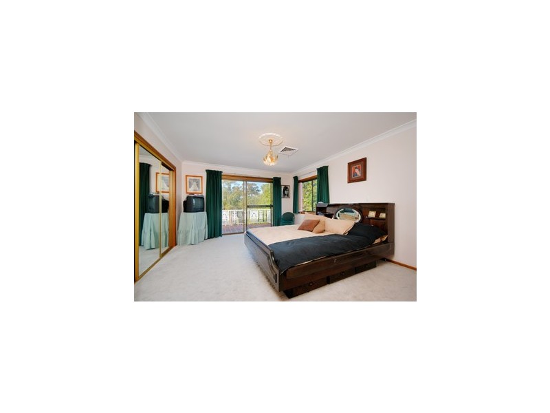 12 Royal Oak Drive, Alfords Point NSW 2234