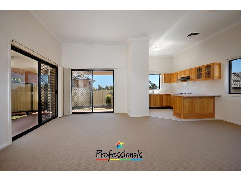 5/6-8 Bataan Close, Illawong NSW 2234
