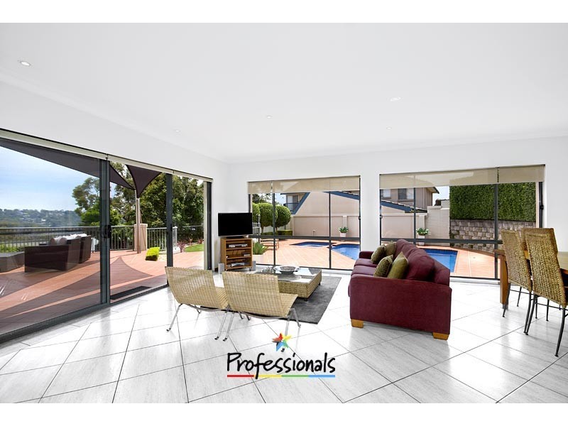 14 Cranbrook Place, Illawong NSW 2234