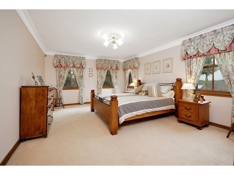 69 Osprey Drive, Illawong NSW 2234