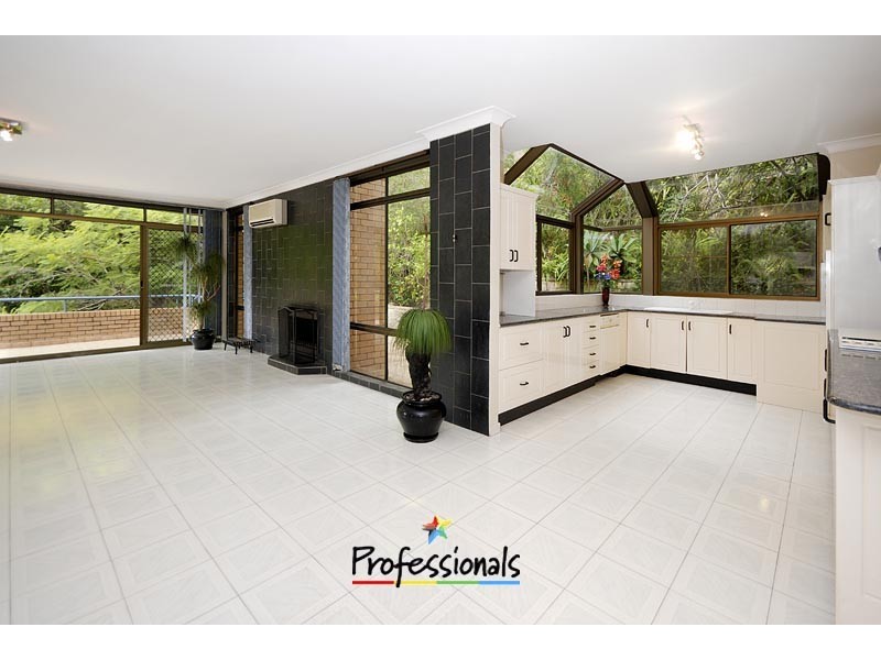7a Ocean Place, Illawong NSW 2234