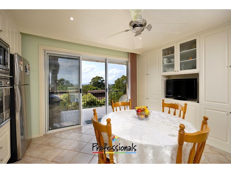 17 Wilbung Road, Illawong NSW 2234