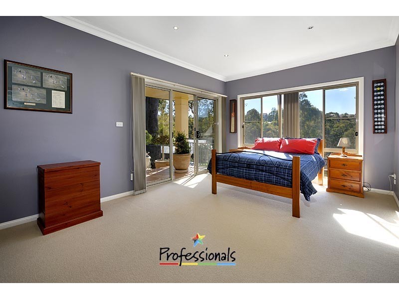 5 Hamelin Place, Illawong NSW 2234