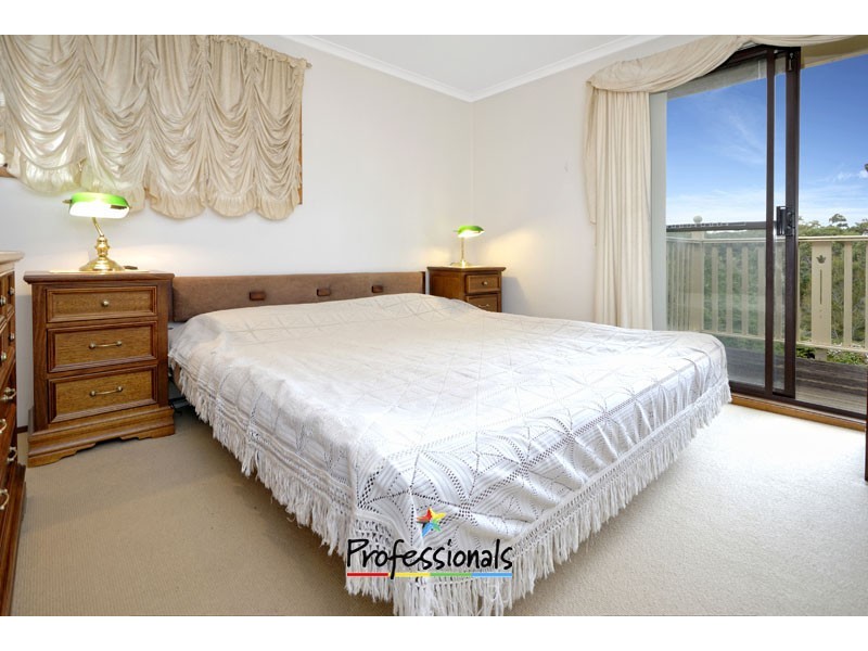 27 Osprey Drive, Illawong NSW 2234