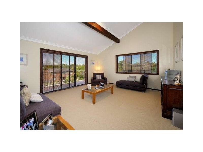 14 Austin Street, Illawong NSW 2234