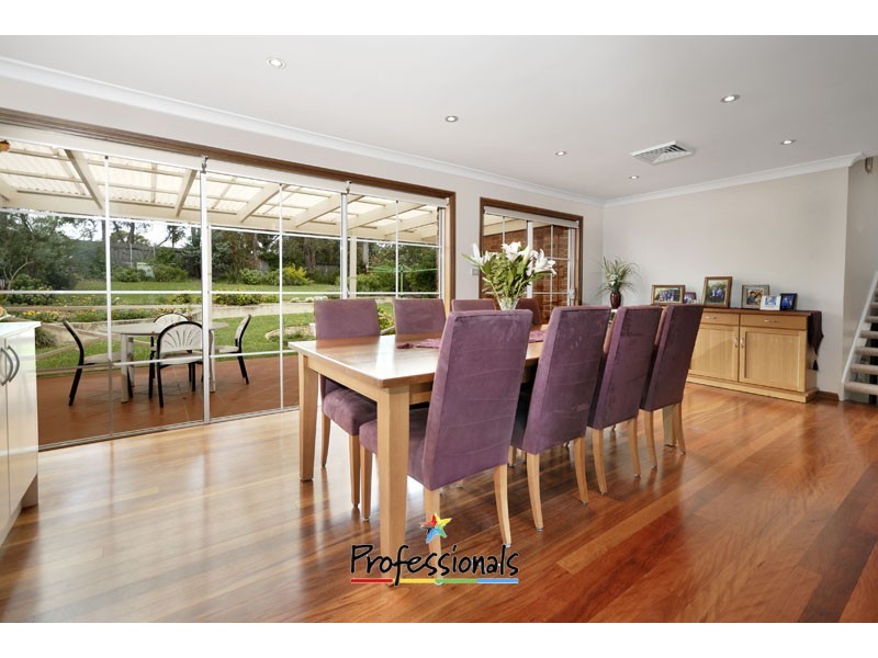 6 Scribbly gum Place, Alfords Point NSW 2234