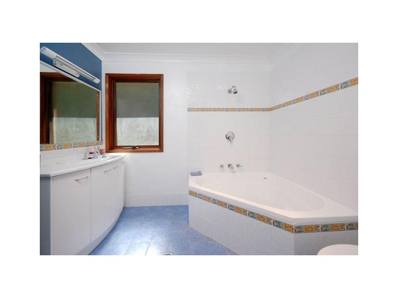 9 Yungana Place, Bangor NSW 2234
