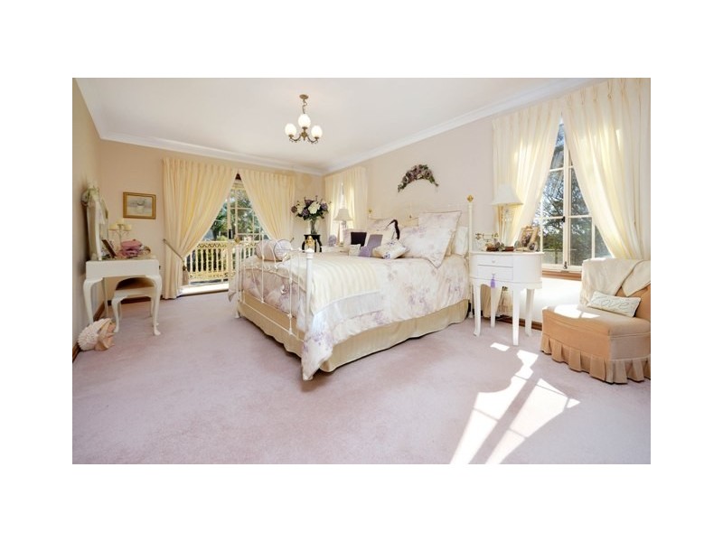 3 Ault Place, Illawong NSW 2234