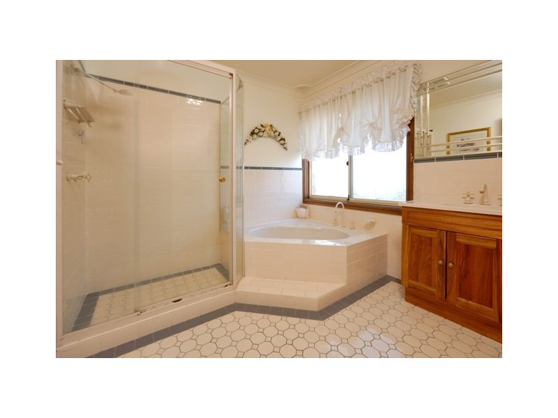 3 Ault Place, Illawong NSW 2234