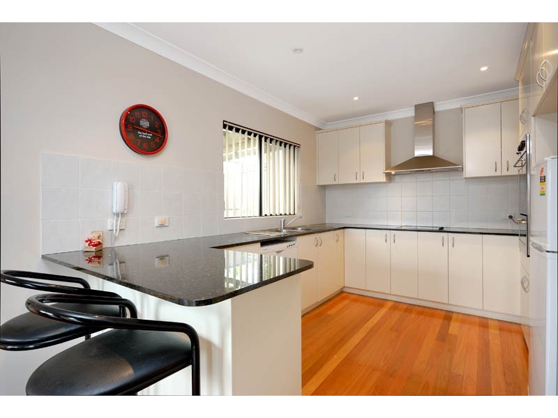 2 Osprey Drive, Illawong NSW 2234