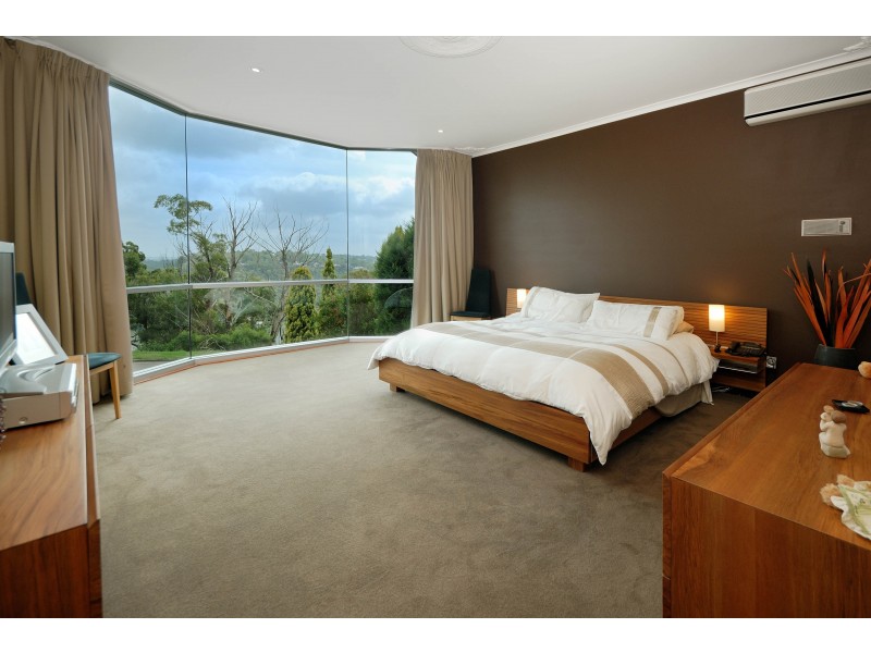 1 Spencer Place, Illawong NSW 2234