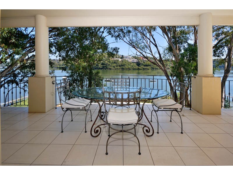 111 Fowler Road, Illawong NSW 2234