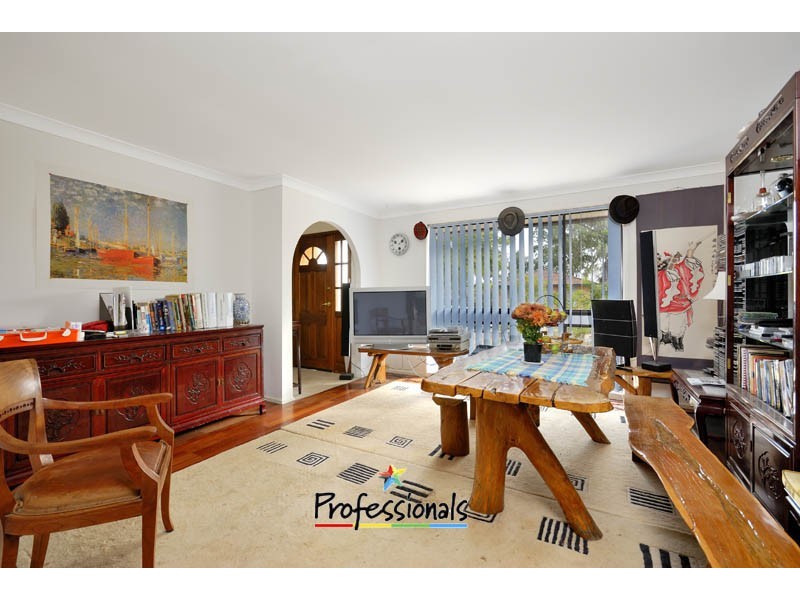 16 Oldfield Place, Menai NSW 2234