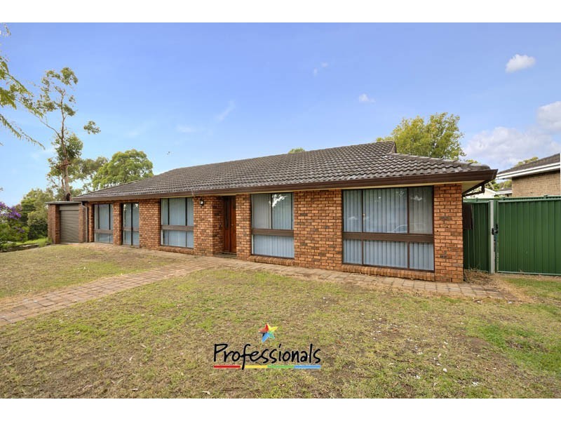 16 Oldfield Place, Menai NSW 2234