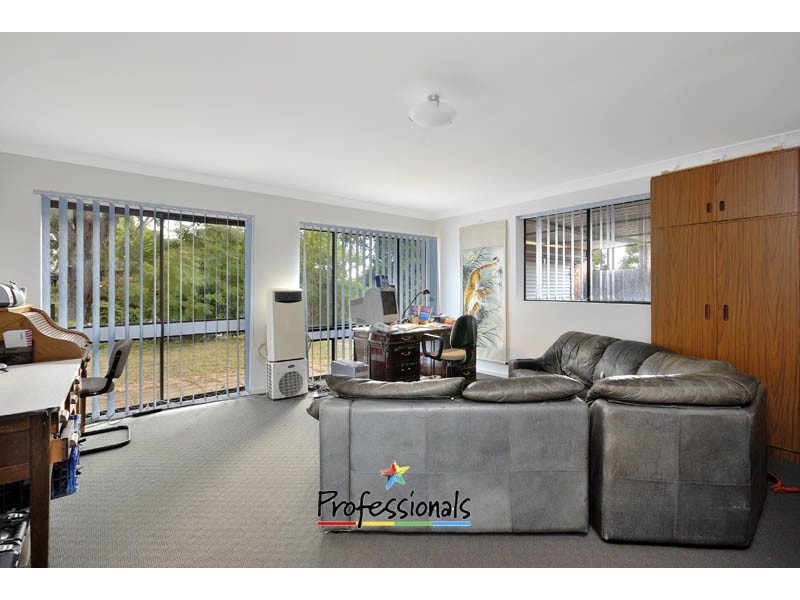 16 Oldfield Place, Menai NSW 2234