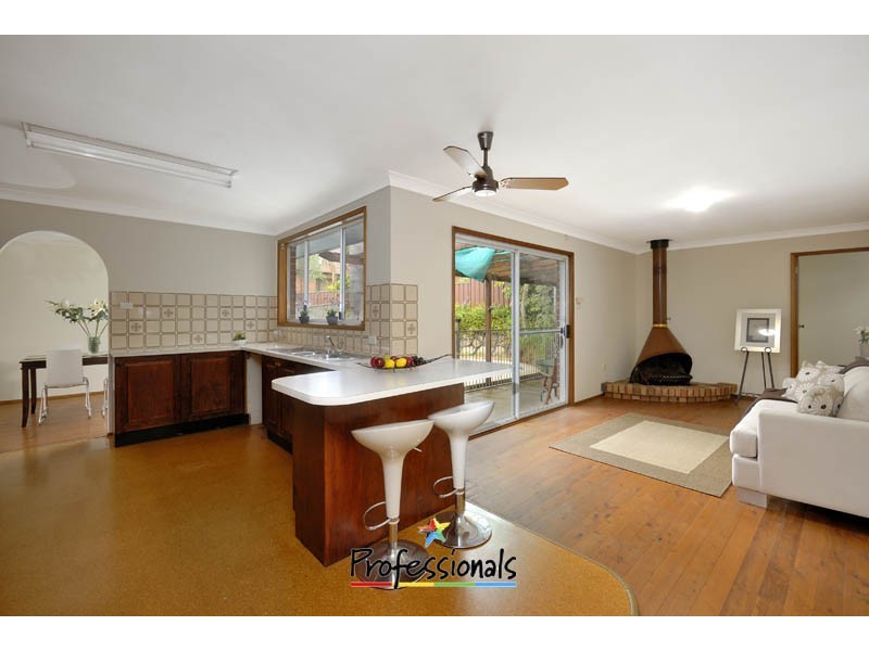 12 Sylvan Ridge Drive, Illawong NSW 2234