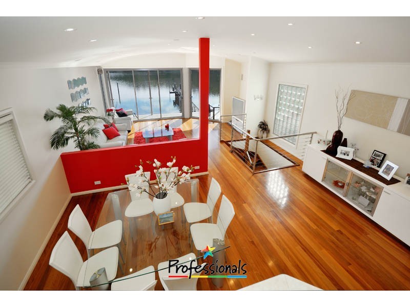 171 Fowler Road, Illawong NSW 2234