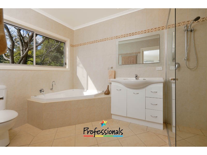 171 Fowler Road, Illawong NSW 2234