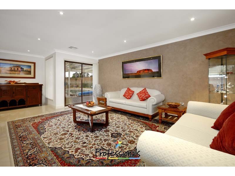 2 Lord Place, Barden Ridge NSW 2234