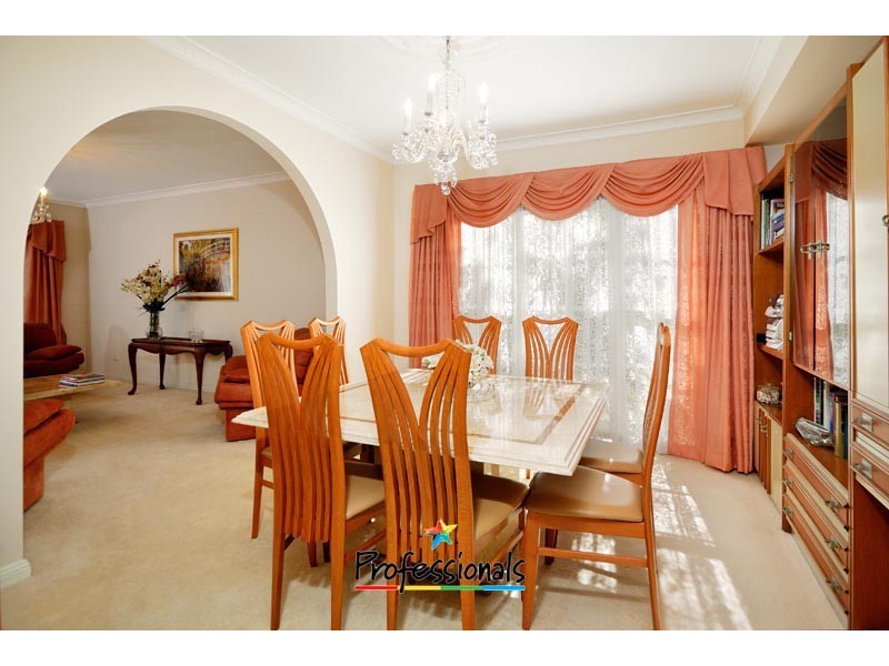 29 Sylvan Ridge Drive, Illawong NSW 2234