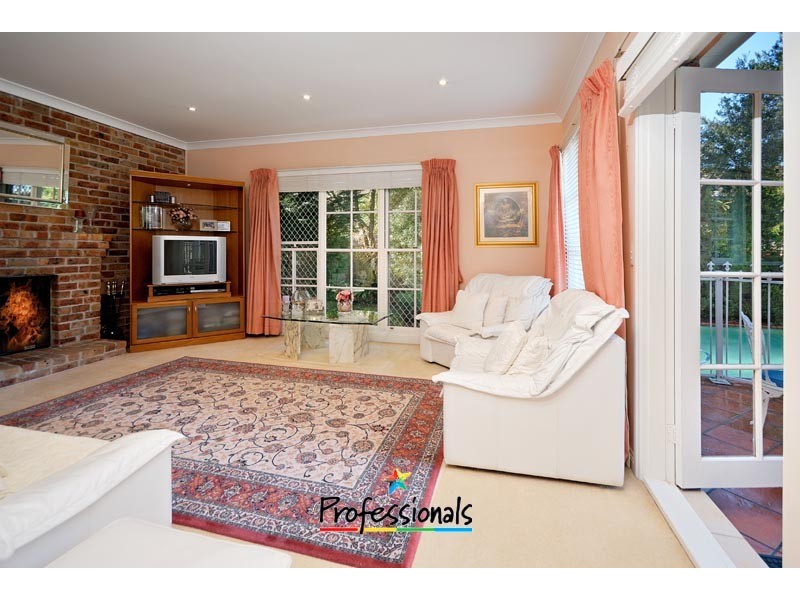 29 Sylvan Ridge Drive, Illawong NSW 2234