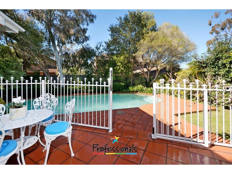 29 Sylvan Ridge Drive, Illawong NSW 2234