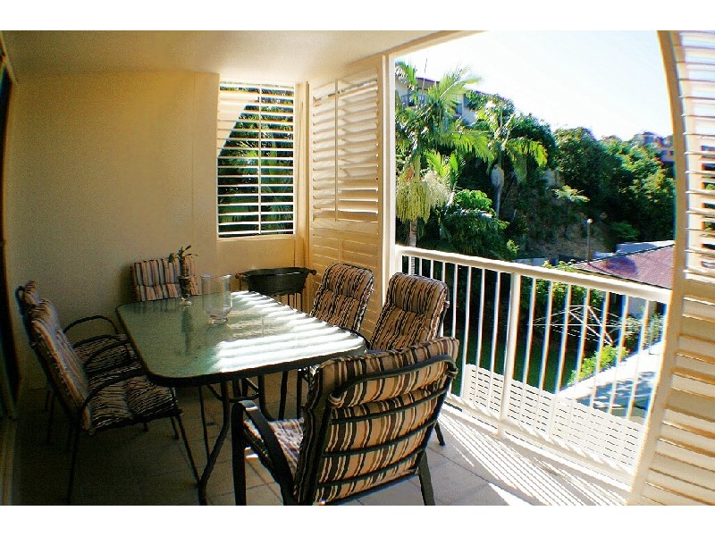 5/91 McLean Street, Coolangatta QLD 4225