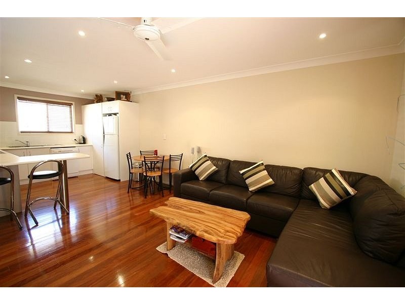 4/70 McLean Street, Coolangatta QLD 4225