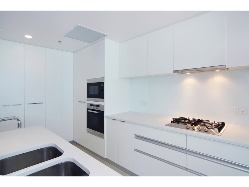 802/110 Marine Pde ‘Reflections Tower Two, Coolangatta QLD 4225