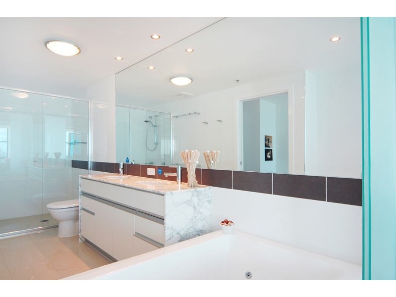 802/110 Marine Pde ‘Reflections Tower Two, Coolangatta QLD 4225