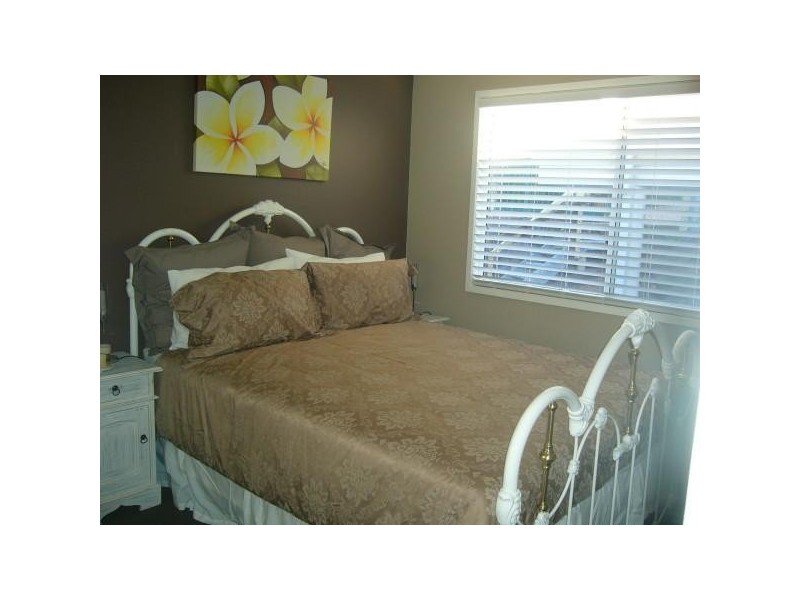 6 Burgundy Court, Tweed Heads South NSW 2486