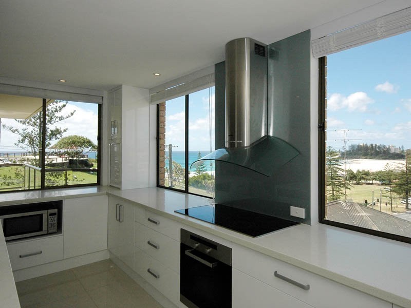 5/38 Marine Parade, Coolangatta QLD 4225