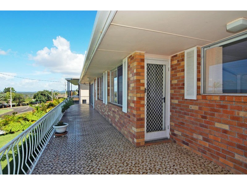 13 Seaview Road, Banora Point NSW 2486