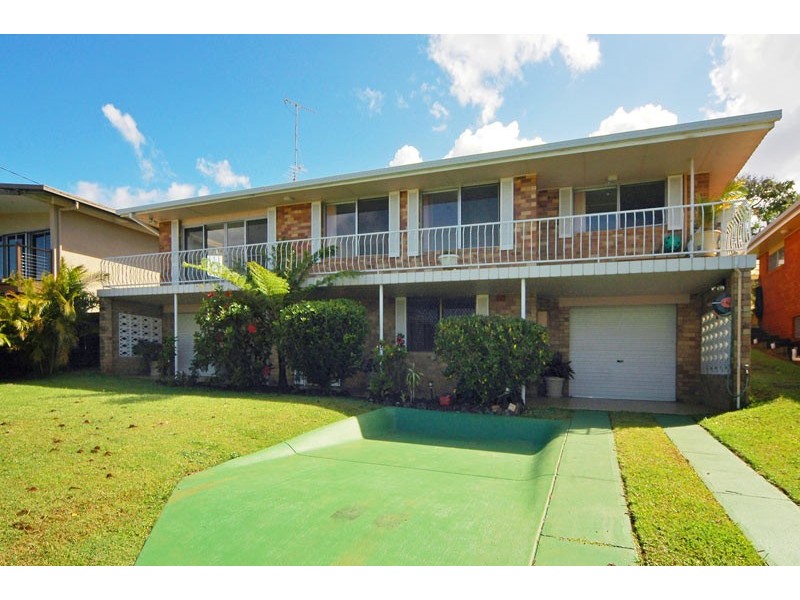 13 Seaview Road, Banora Point NSW 2486