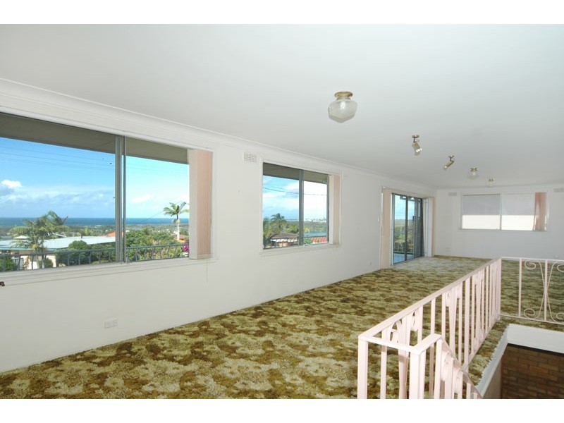 13 Seaview Road, Banora Point NSW 2486
