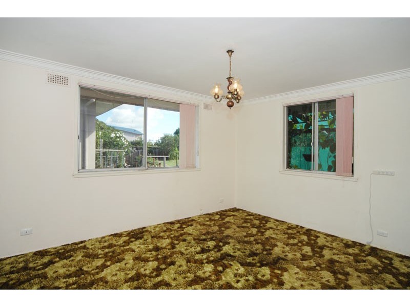 13 Seaview Road, Banora Point NSW 2486