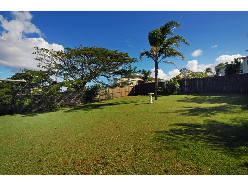 13 Seaview Road, Banora Point NSW 2486