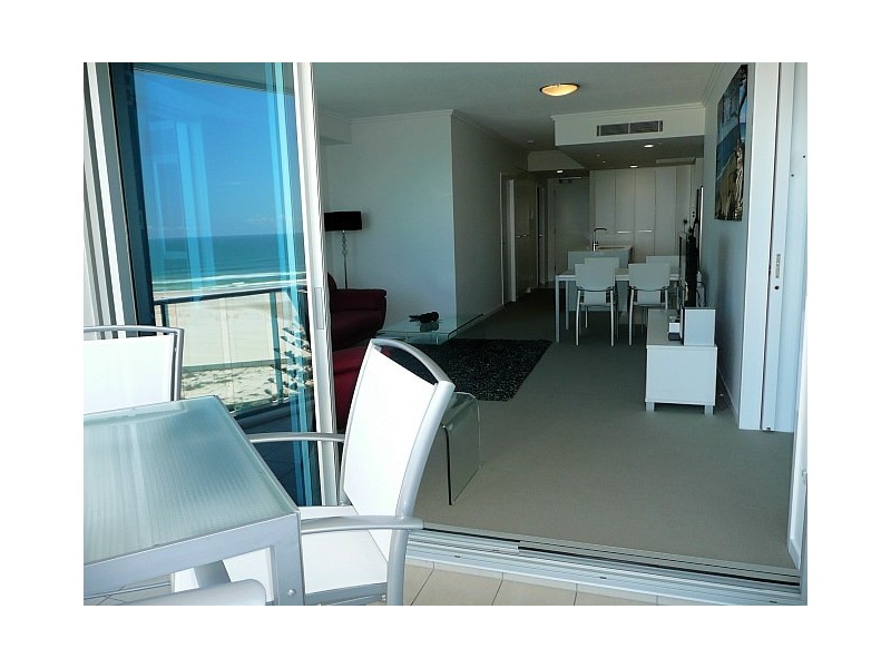 802-110 Marine PDE, Coolangatta QLD 4225