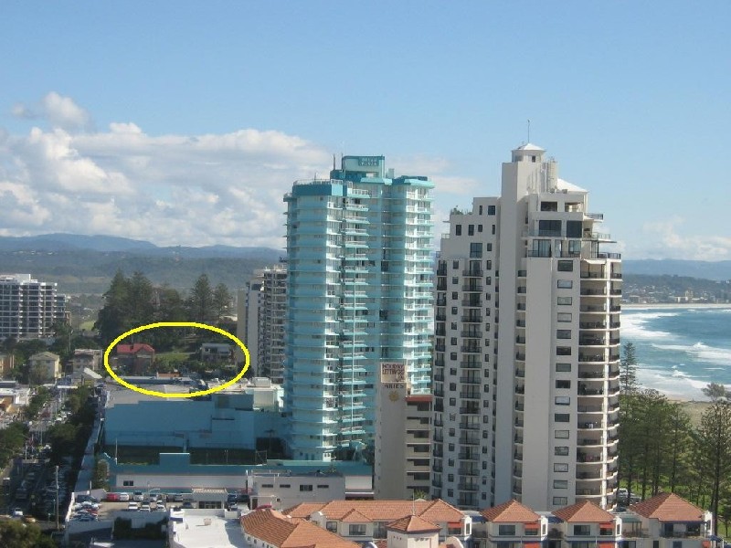 8 Garrick Street, Coolangatta QLD 4225