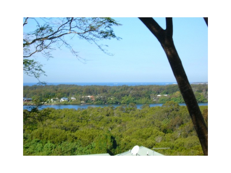 54 Oyster Point RD, Banora Point NSW 2486