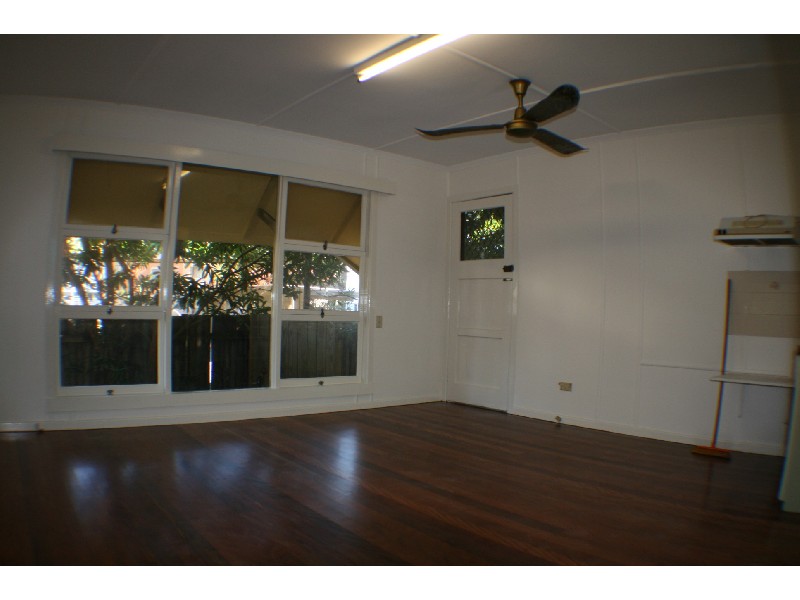 Rainbow Bay QLD 4225