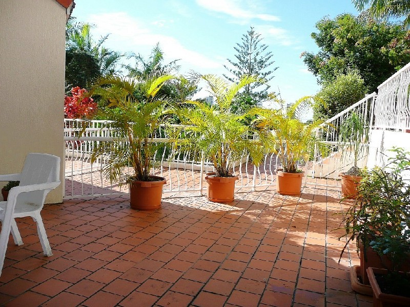 7/31 Dutton Street., Coolangatta QLD 4225