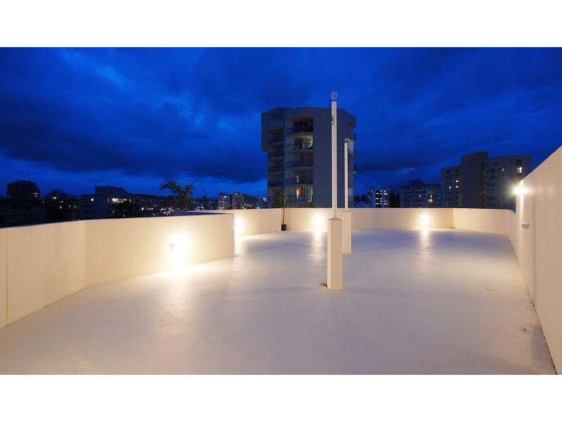 21 / 265 Boundary Street, Rainbow Bay QLD 4225